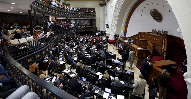 La AN iniciará nuevo período bajo la recurrente amenaza de Maduro de hacerla desaparecer