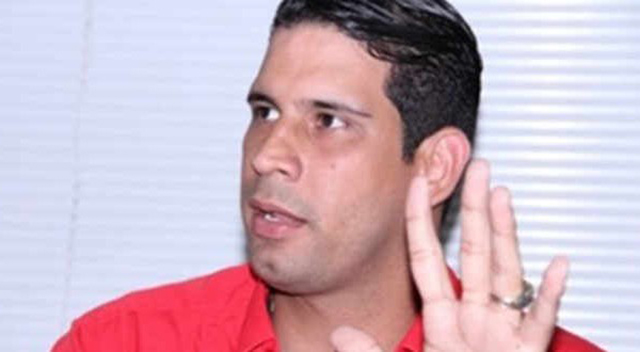 ¿Quién es Jhonnathan Marín, el Alcalde de Guanta que se gastó 500 mil dólares en el concierto de Maluma?