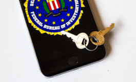 El FBI recibiría ayuda de firma israelí para 'hackear' el iPhone de San Bernardino