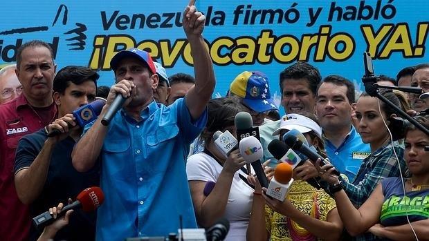 Capriles: «Que lo sepa Samper, bajo estas condiciones no puede haber diálogo