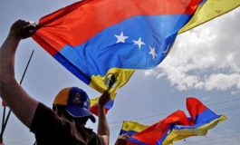 Oposición marcha a favor del referendo contra Maduro