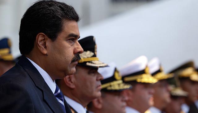 Maduro endurece el rostro dictatorial de su régimen