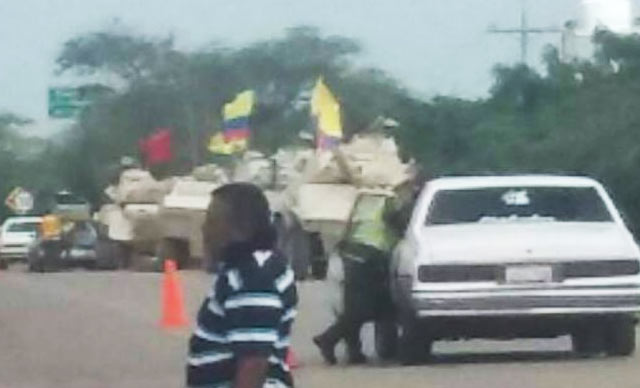 Colombia: Vehículos blindados cerca de la frontera con Venezuela «controlan el delito»
