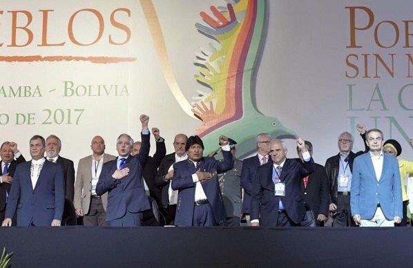 Evo Morales: «Dale duro Maduro contra los golpistas» mientras los «mediadores del diálogo» lo aplauden