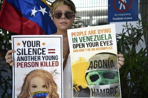 «OEA, no nos des la espalda», reclaman venezolanos en Cancún (Video)